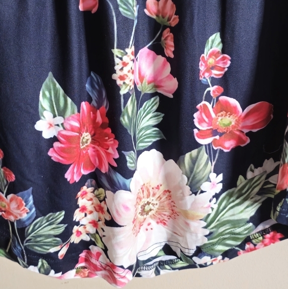 Women's Black Floral Casual Button Front Pleated Long-Sleeved Tunic Top Size XL - Picture 3 of 11